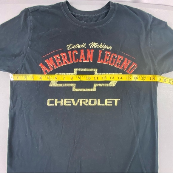 Chevrolet GM logo Detroit Michigan American Legend black red yellow tee sz med - Picture 6 of 9